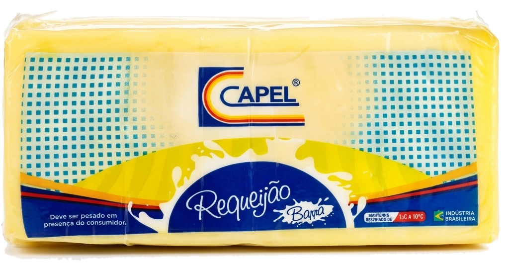 Requeijão em barra Capel de 2,8 kg embalado
